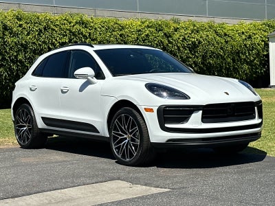 2026 Porsche Macan Macan