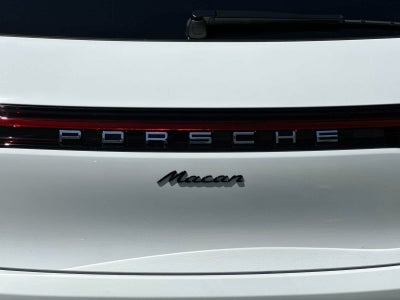 2026 Porsche Macan Macan