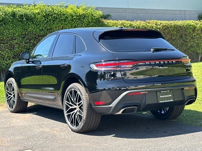 2026 Porsche Macan Macan