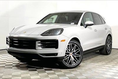 2025 Porsche Cayenne Base