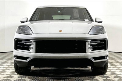 2025 Porsche Cayenne Base
