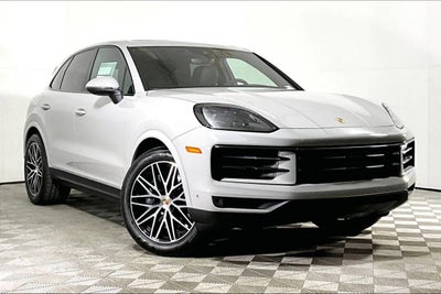 2025 Porsche Cayenne Base