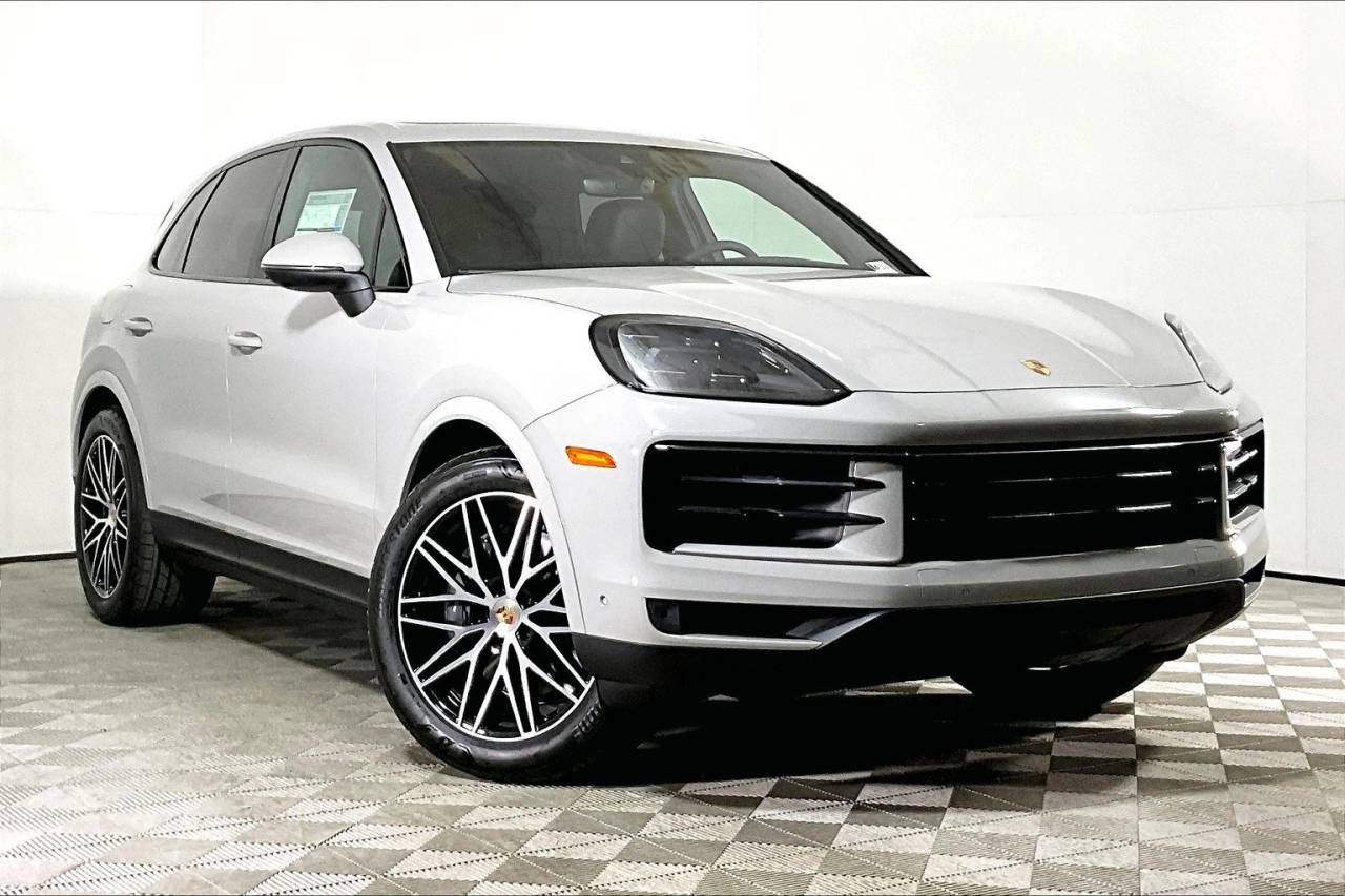 2025 Porsche Cayenne Base