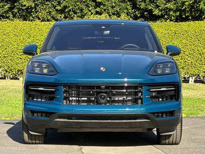 2025 Porsche Cayenne AWD