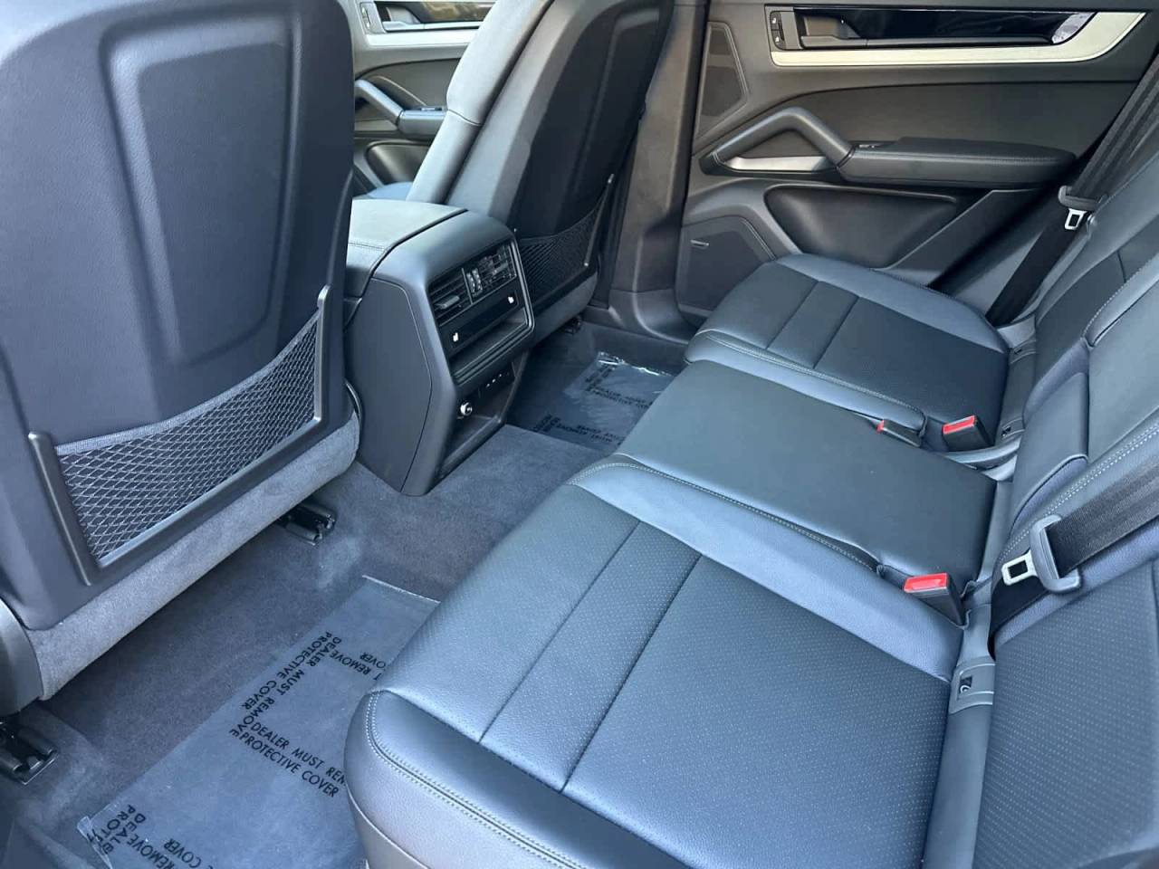 2025 Porsche Cayenne AWD