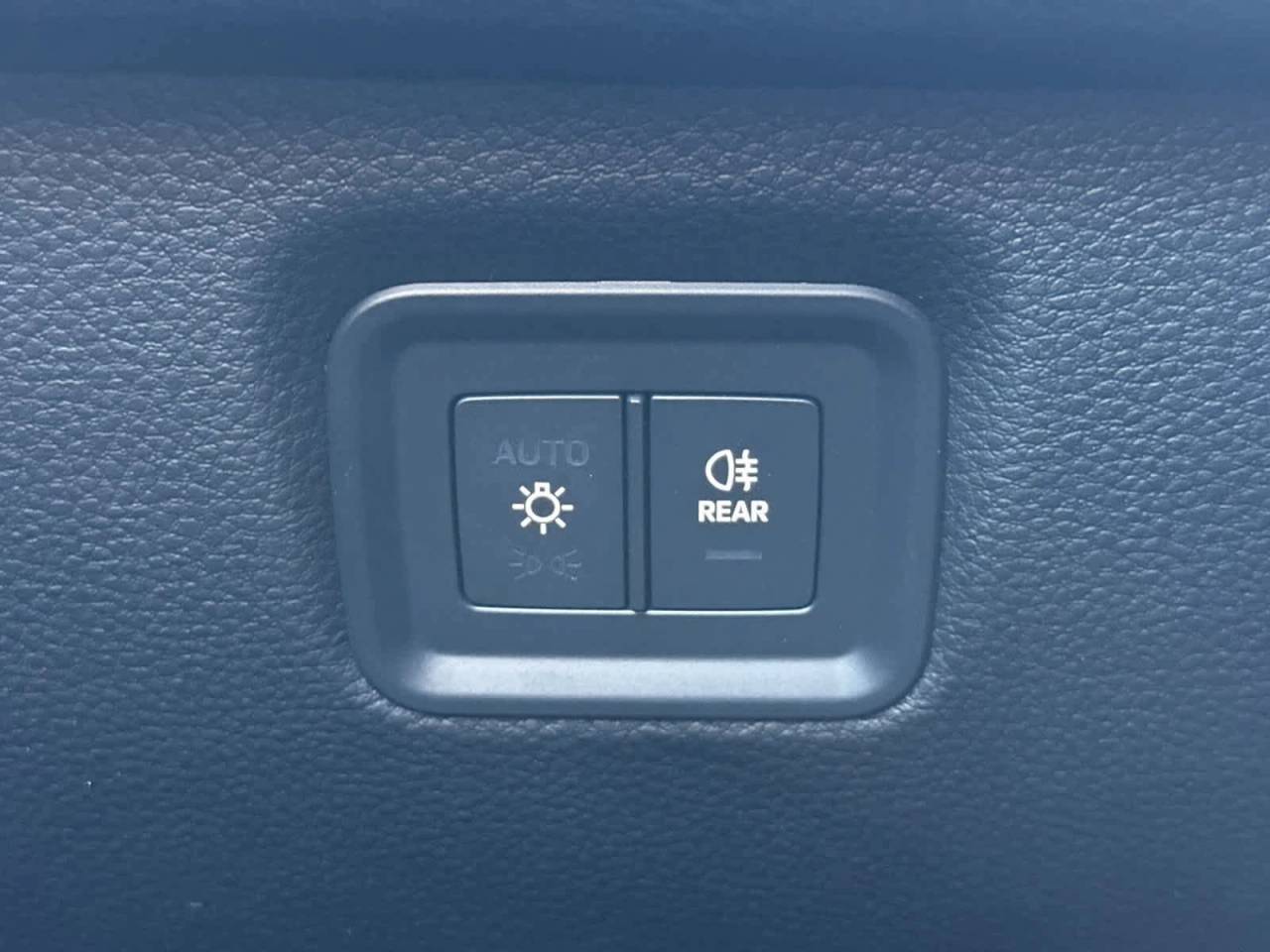 2025 Porsche Cayenne AWD