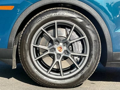 2025 Porsche Cayenne AWD