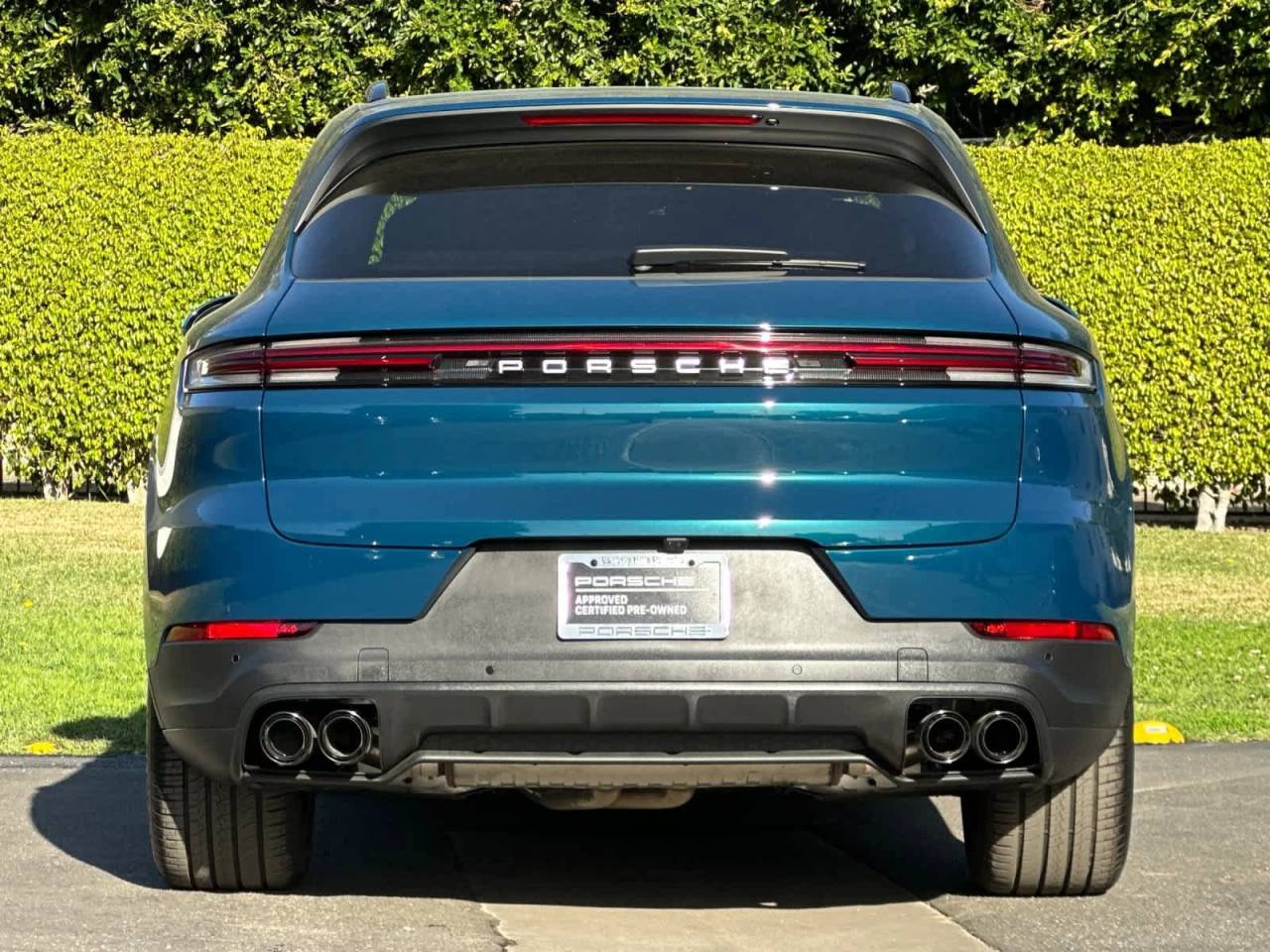 2025 Porsche Cayenne AWD