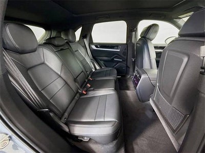 2025 Porsche Cayenne AWD
