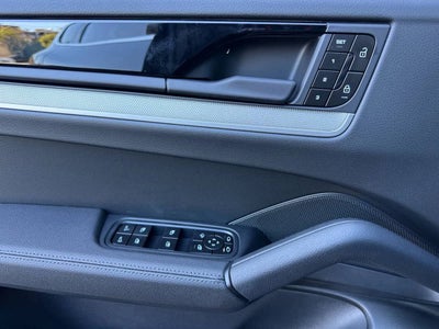 2026 Porsche Cayenne Base