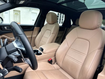 2023 Porsche Cayenne AWD