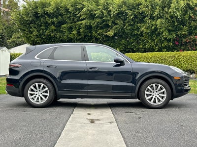 2023 Porsche Cayenne AWD