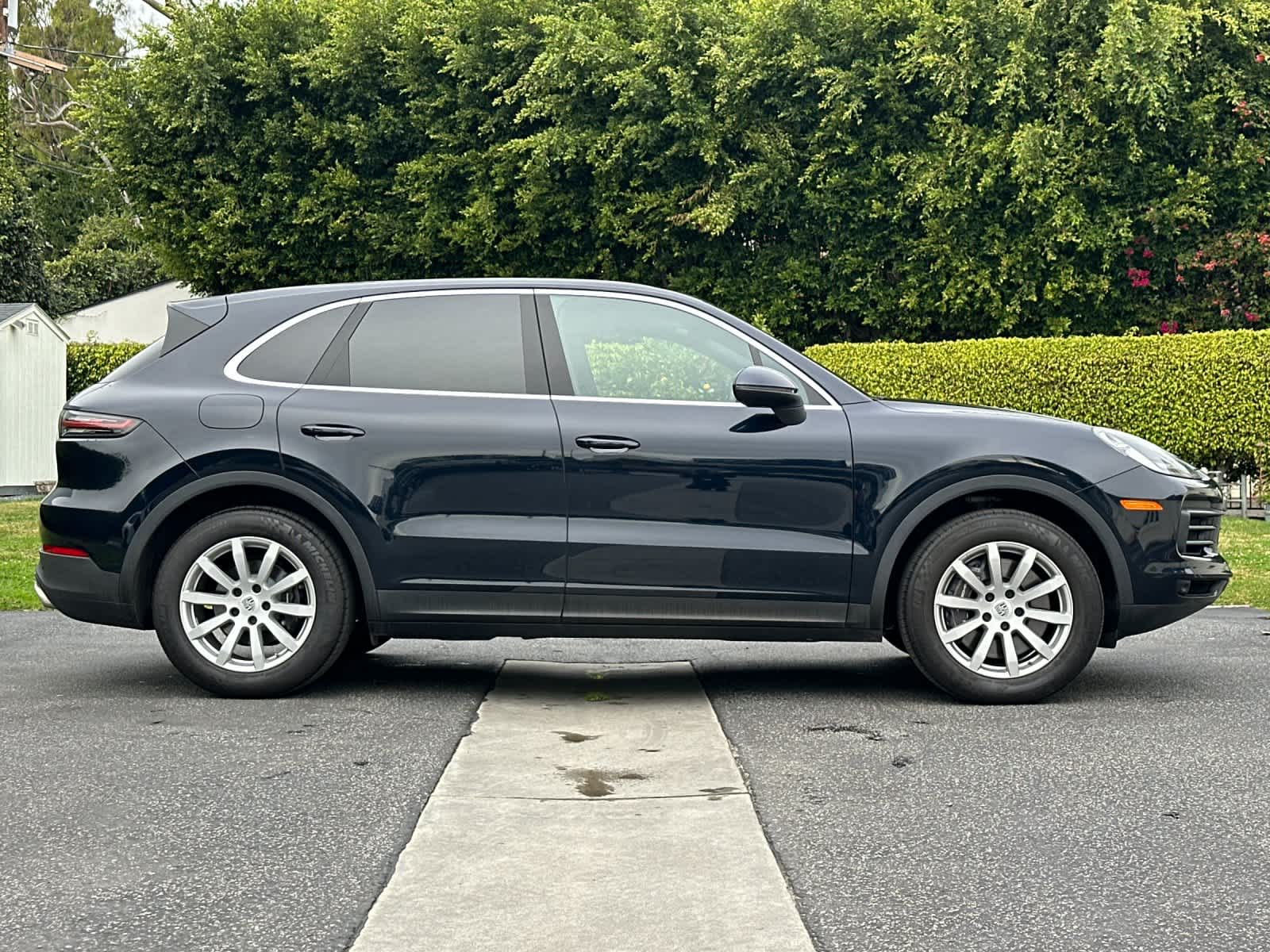 2023 Porsche Cayenne AWD