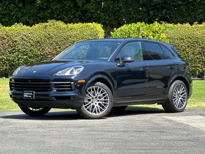 2023 Porsche Cayenne Cayenne Platinum Edition (MY23)