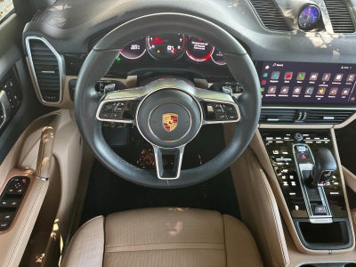 2023 Porsche Cayenne Cayenne Platinum Edition (MY23)