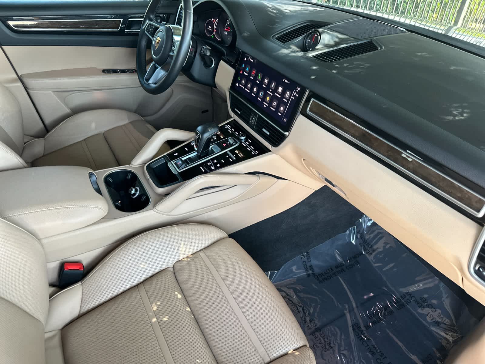 2023 Porsche Cayenne Cayenne Platinum Edition (MY23)