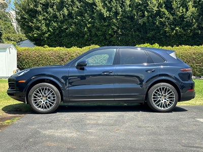 2023 Porsche Cayenne Cayenne Platinum Edition (MY23)