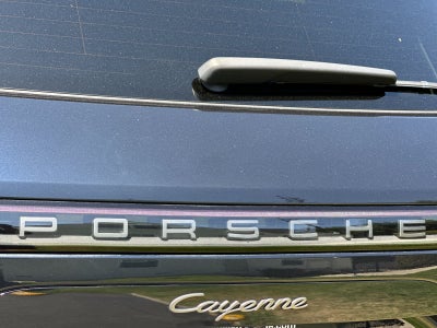 2023 Porsche Cayenne Cayenne Platinum Edition (MY23)