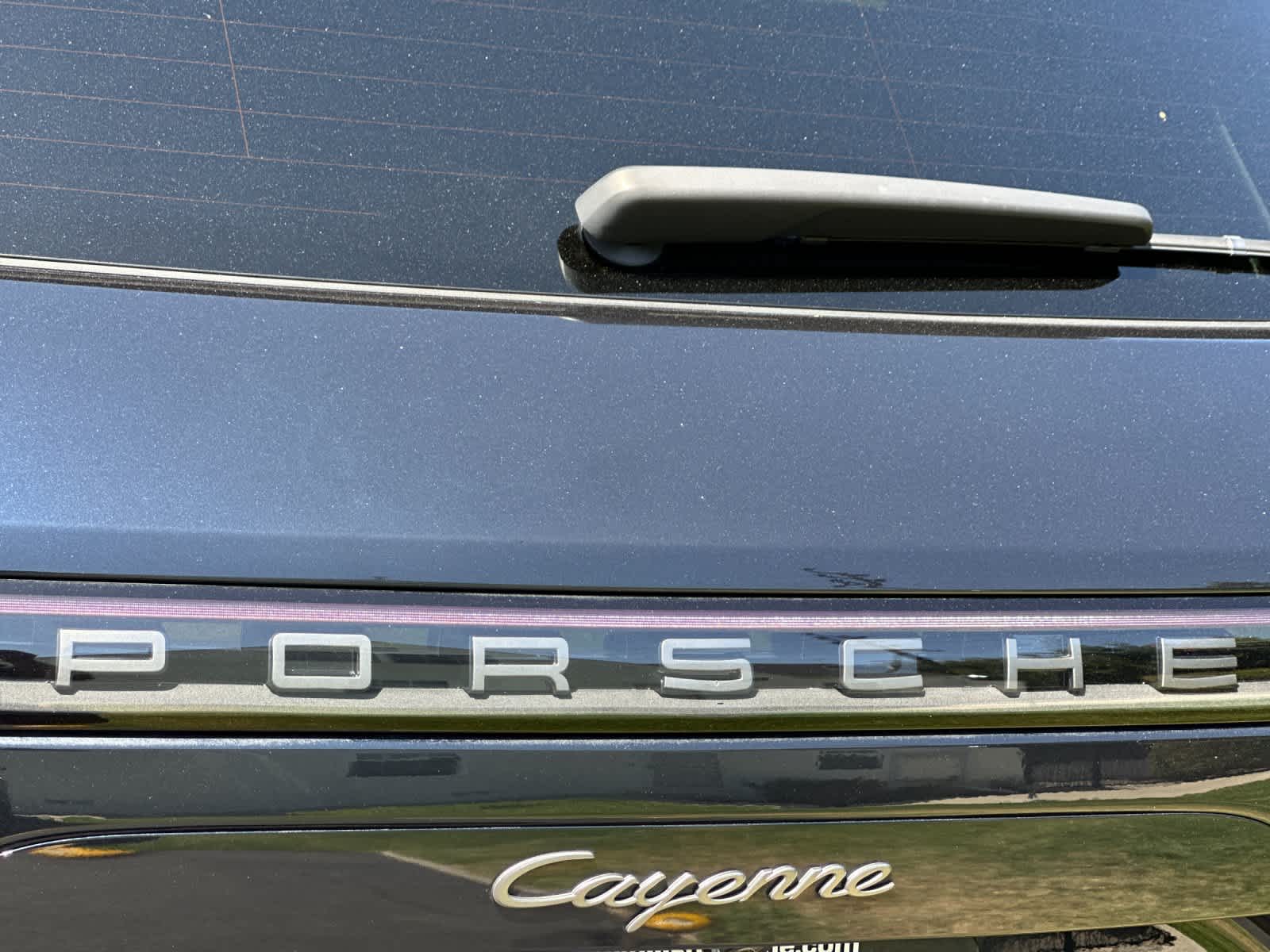 2023 Porsche Cayenne Cayenne Platinum Edition (MY23)