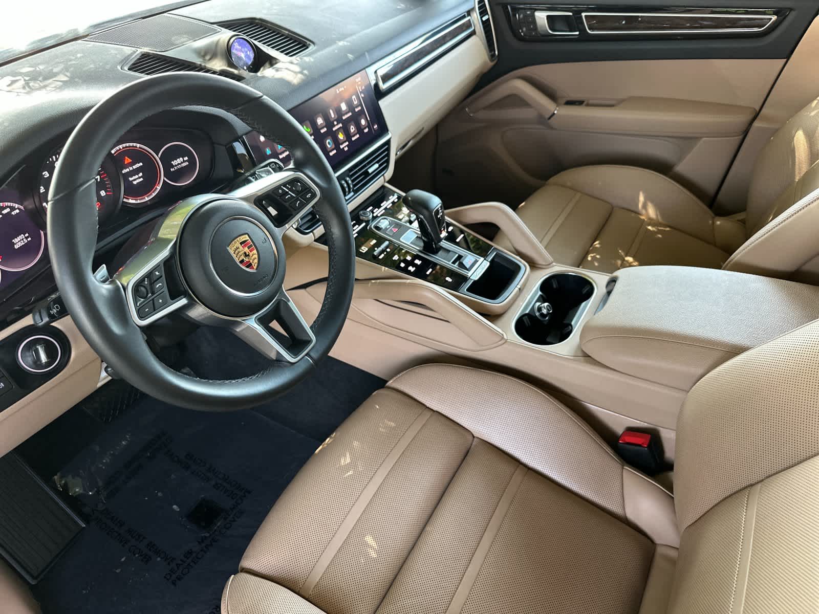 2023 Porsche Cayenne Cayenne Platinum Edition (MY23)
