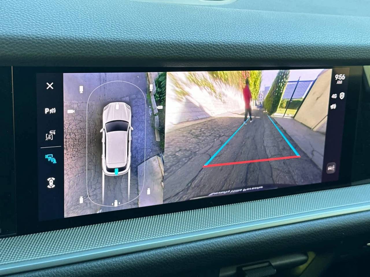 2024 Porsche Cayenne Base