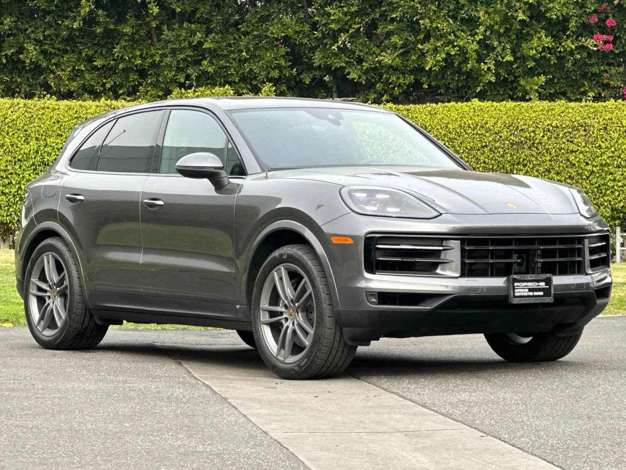 2024 Porsche Cayenne AWD