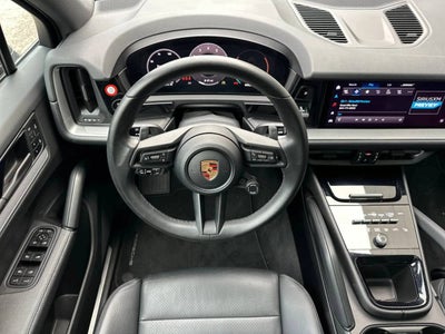 2024 Porsche Cayenne AWD