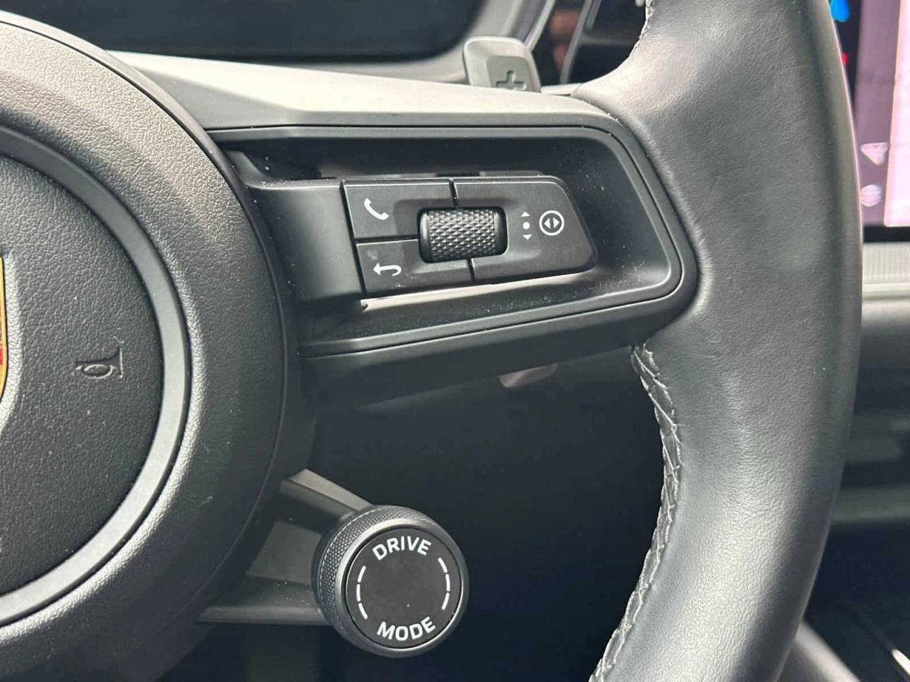 2024 Porsche Cayenne AWD