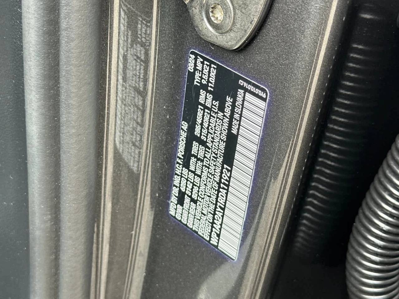 2024 Porsche Cayenne AWD