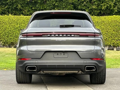 2024 Porsche Cayenne AWD