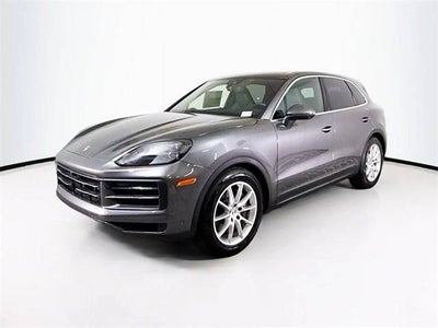 2025 Porsche Cayenne Base