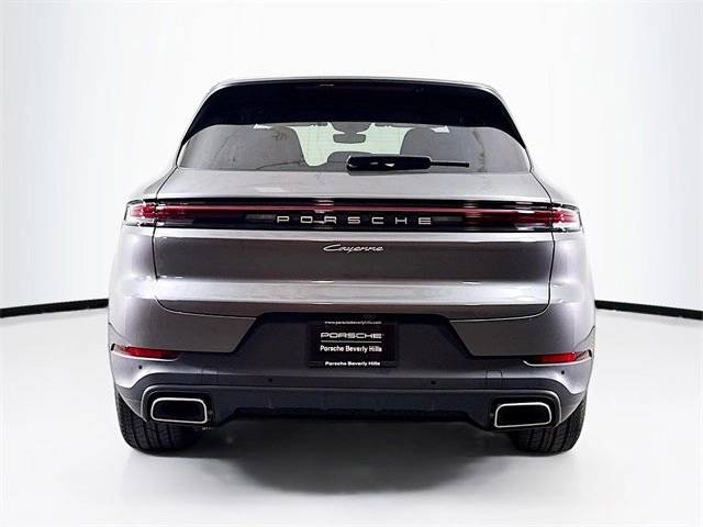2025 Porsche Cayenne Base