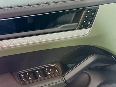2025 Porsche Cayenne Base