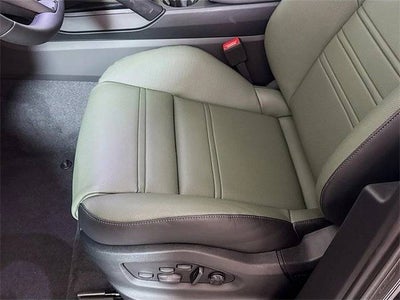 2025 Porsche Cayenne Base