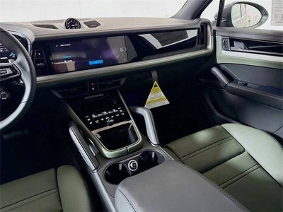 2025 Porsche Cayenne Base
