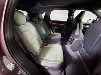 2025 Porsche Cayenne Base
