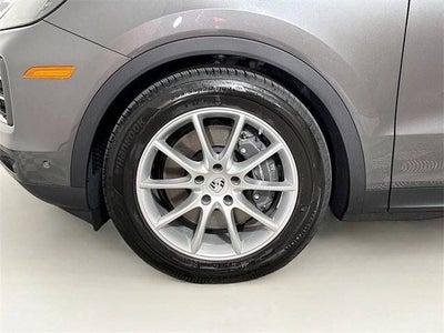 2025 Porsche Cayenne Base