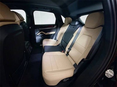 2025 Porsche Cayenne AWD