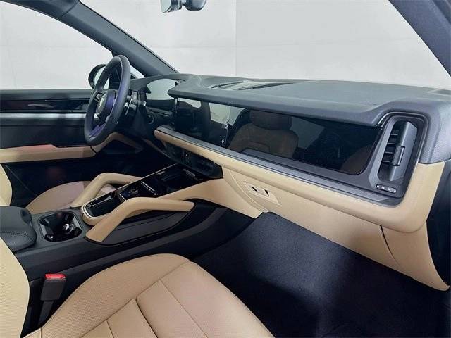 2025 Porsche Cayenne AWD