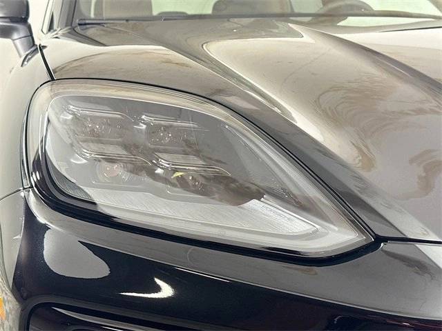 2025 Porsche Cayenne AWD