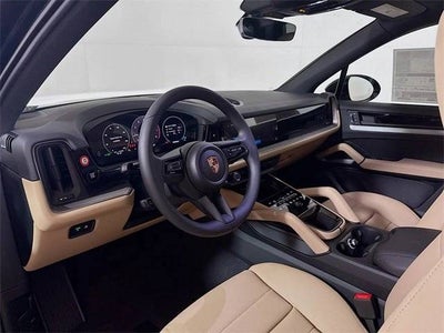 2025 Porsche Cayenne AWD