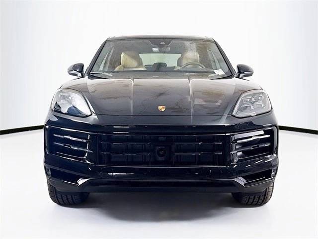 2025 Porsche Cayenne AWD