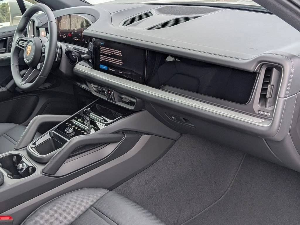 2026 Porsche Cayenne Base