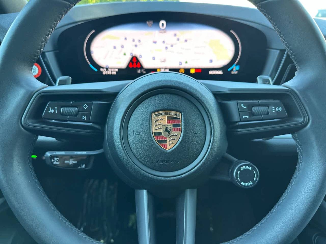 2025 Porsche Cayenne AWD