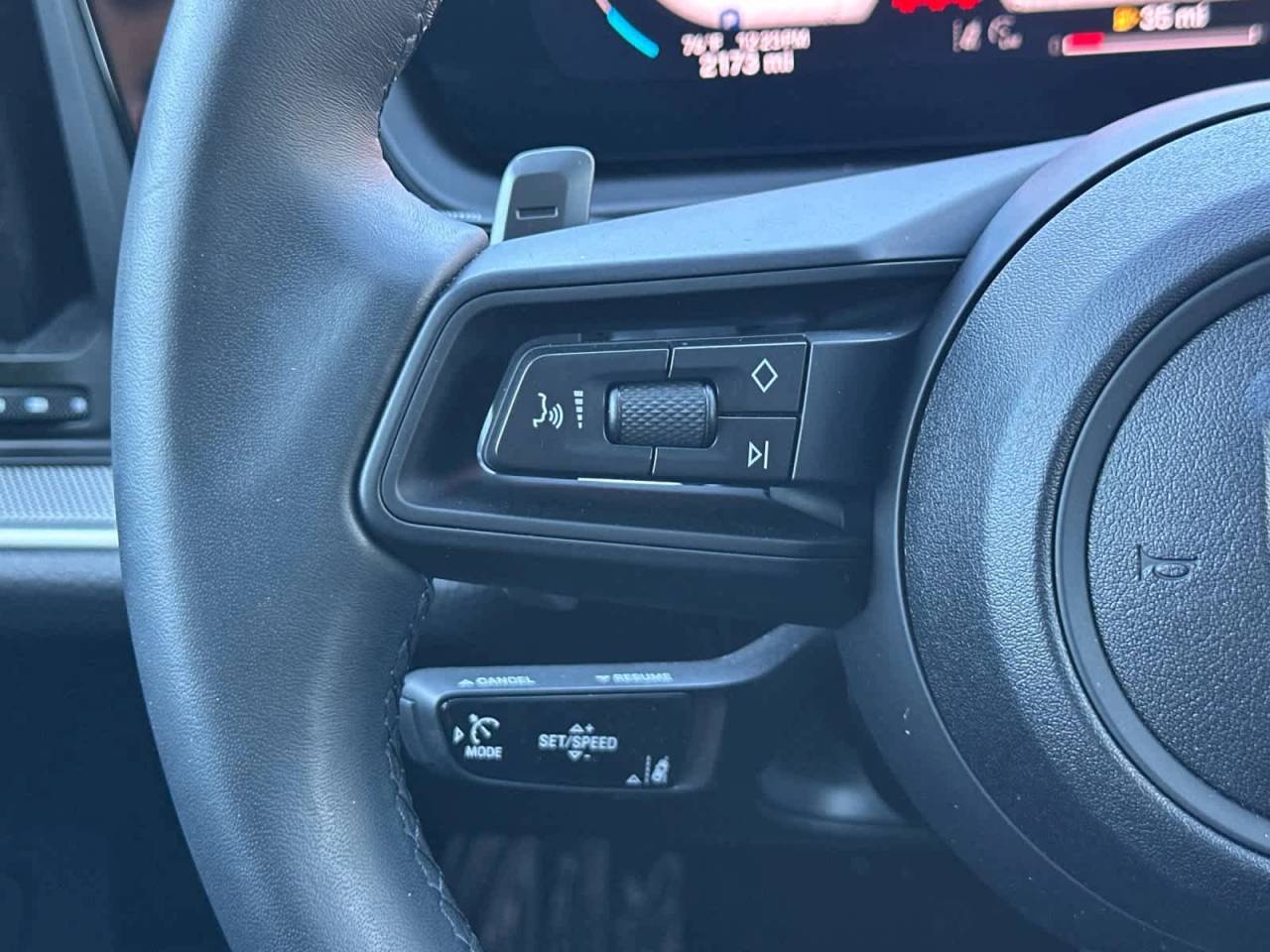 2025 Porsche Cayenne AWD