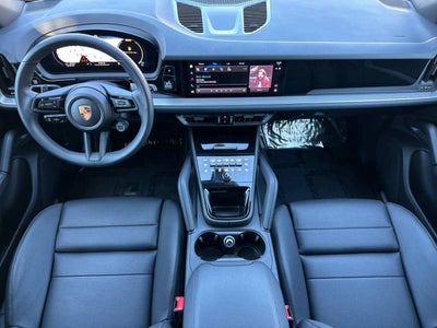 2025 Porsche Cayenne AWD