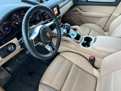 2023 Porsche Cayenne Platinum Edition