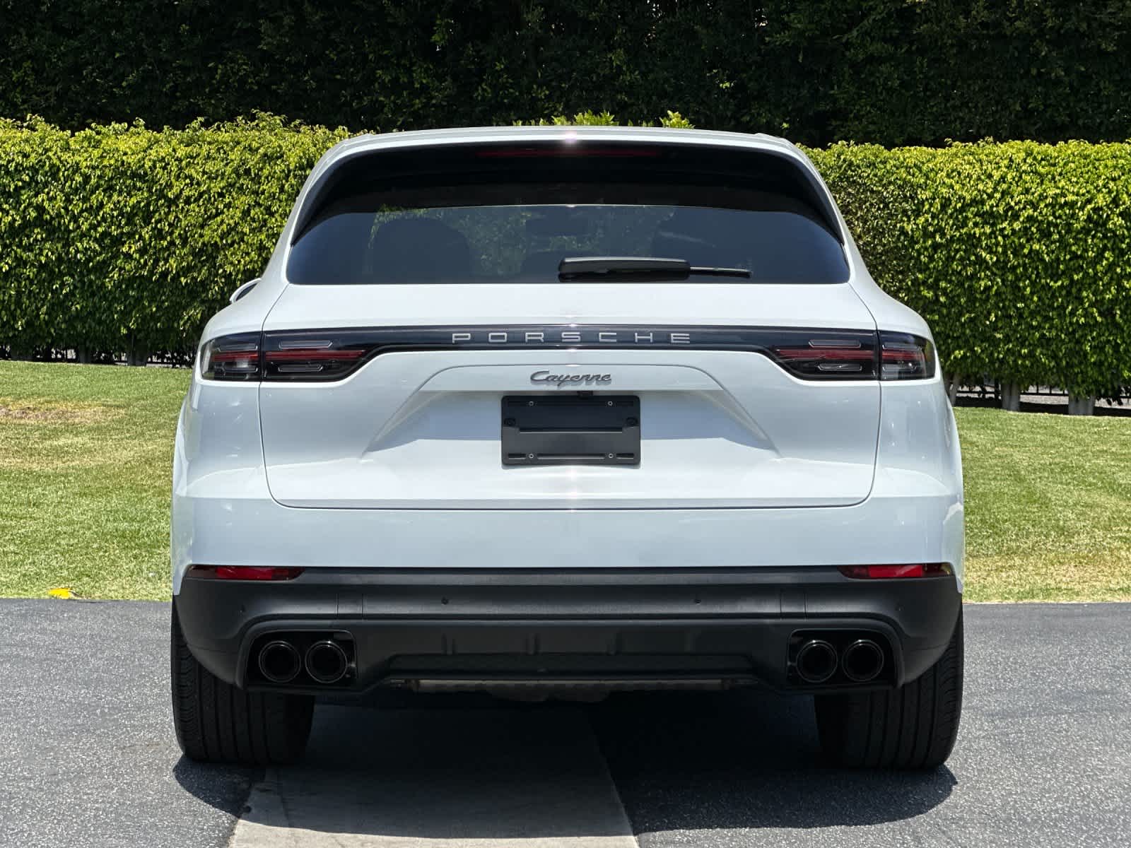 2023 Porsche Cayenne Platinum Edition