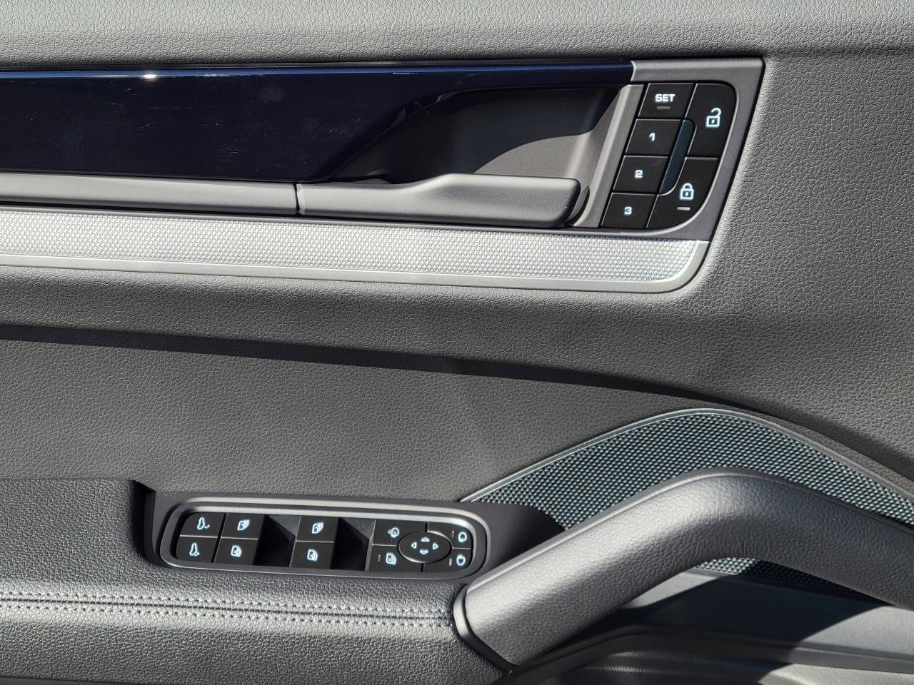 2026 Porsche Cayenne AWD