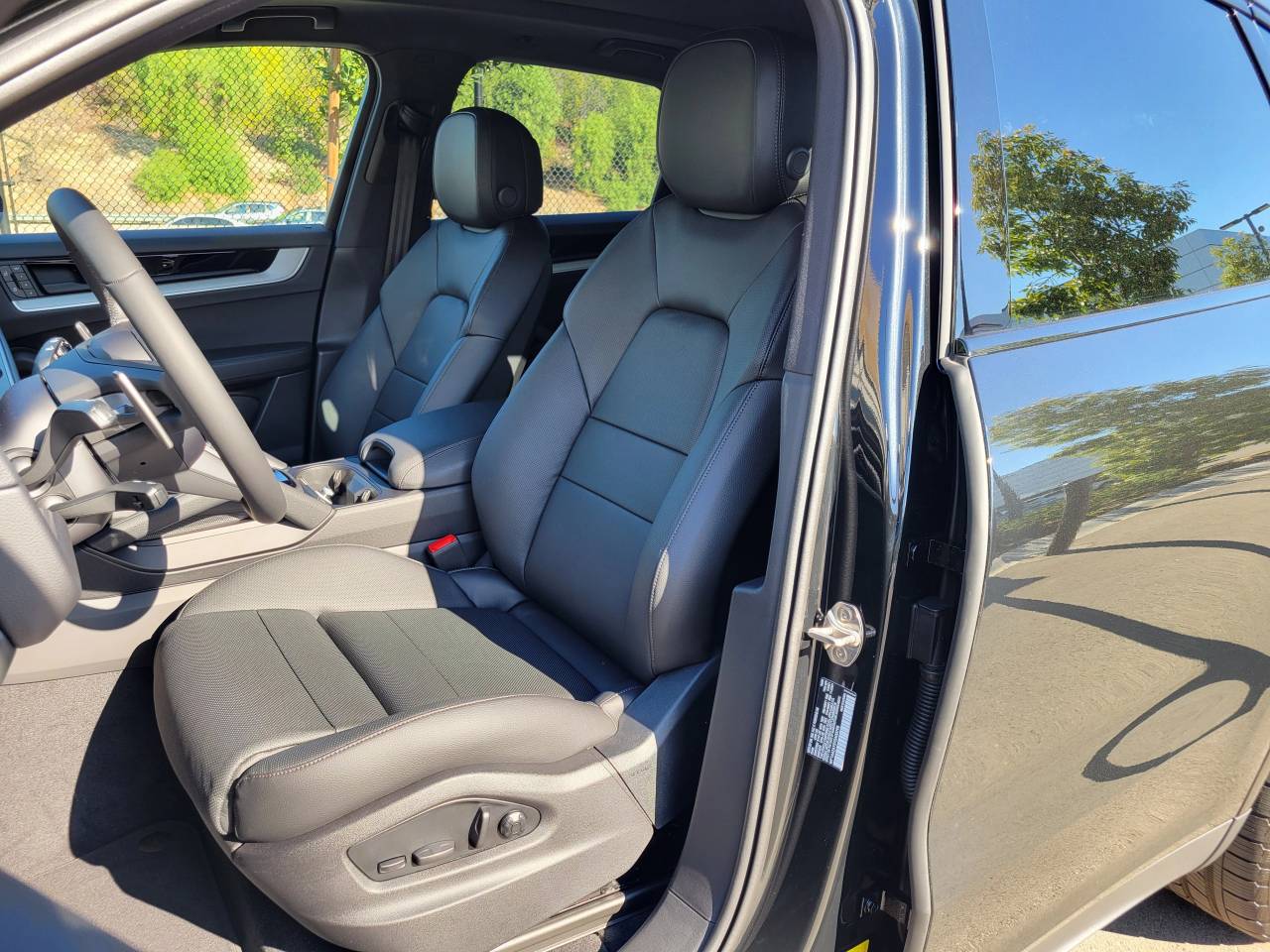 2026 Porsche Cayenne AWD